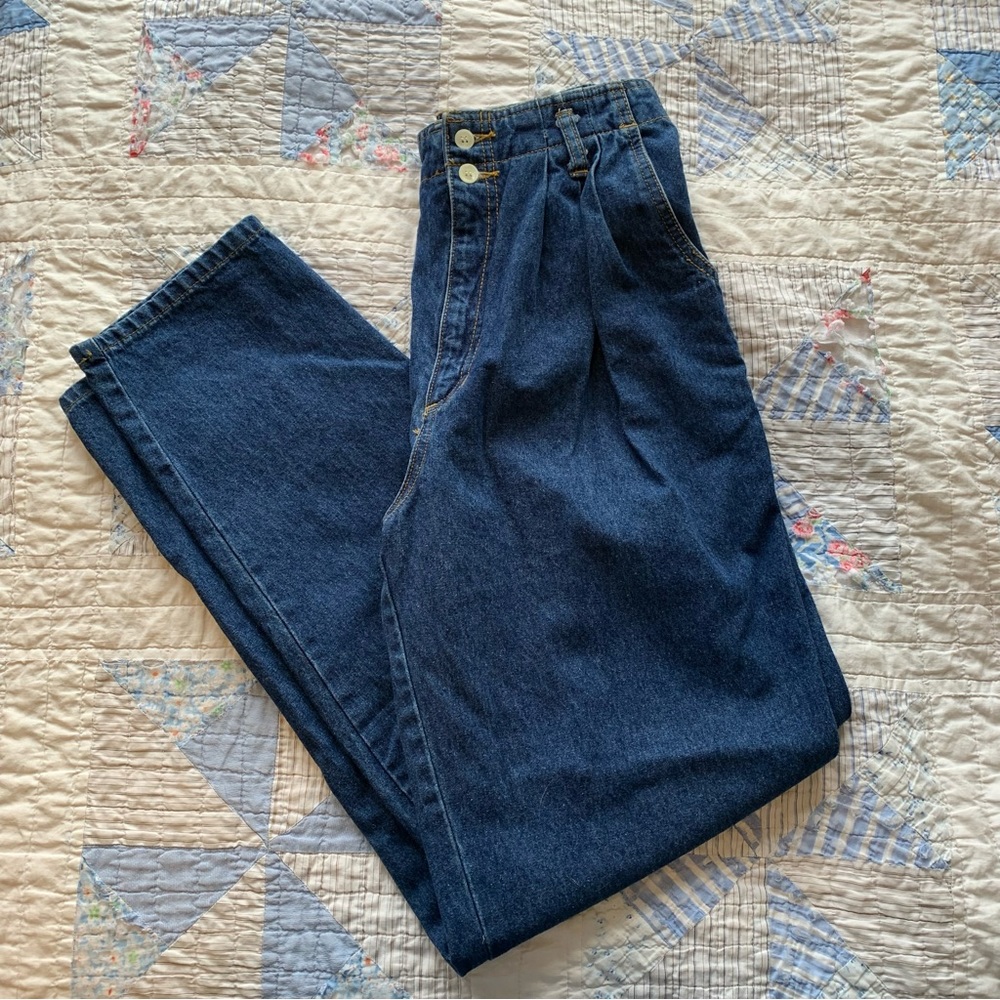 💙SOLD💙Eddie Bauer High Waisted Vintage Denim Pleated Jeans